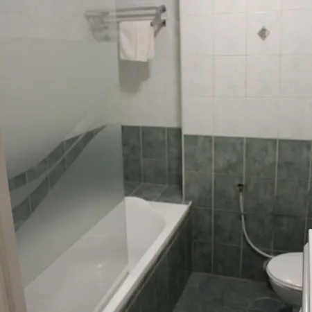 Enzo Paradise Apartment *